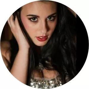 Kati Akins - Actress