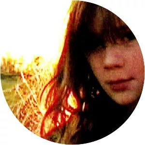 Kati with an I photograph