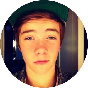 Kav Maroney photograph