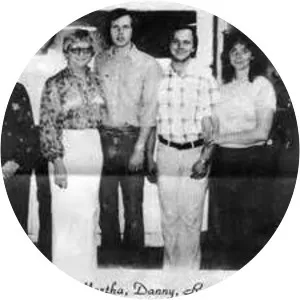 Kaye Earnhardt - Dale Earnhardt's sister