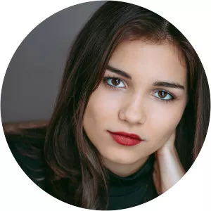 Kaylayla Raine - Actress