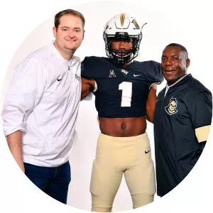 Ke'von Ahmad - Futbol oyuncusu