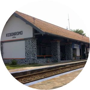 Kebonromo railway station