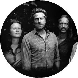 Kebous - Musical group