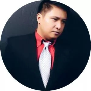 Kell Gatdula - Singer