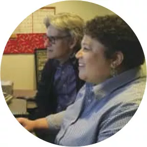 Kelley Dixon - Television editor