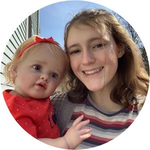 Kelli Maple - YouTuber