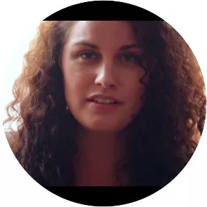 Kellie Loder - Singer-songwriter