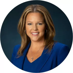 Kelly Ernby - Politician