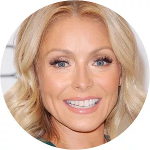 Kelly Ripa - American actress