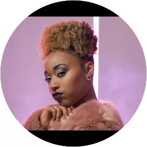 Kelly Veiga - Musical artist