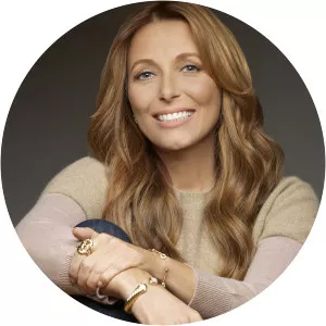 Kellyann Petrucci photograph