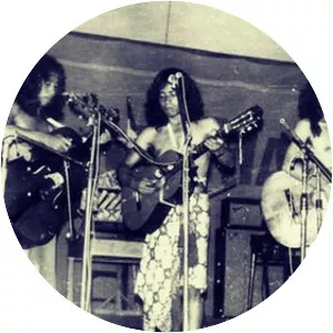 Kelompok Kampungan - Musical group