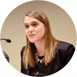 Kelsey Davenport - Author