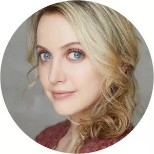 Kelsey Hewlett - Actor