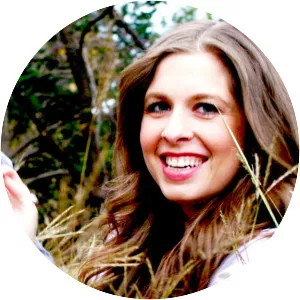 Kelsey Macke - Author