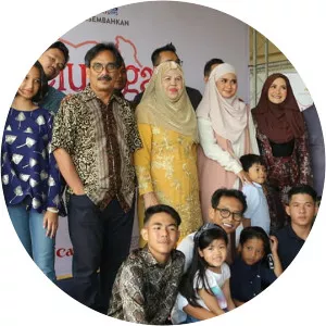 Keluarga Iskandar2012 – 2015 - TV program