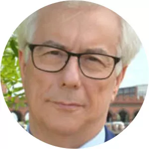 Ken Follett
