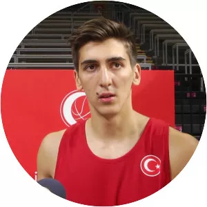 Kenan Sipahi - Turkish professional basketball player