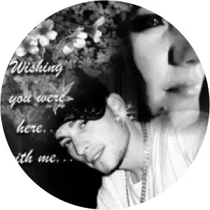 Keng Vajtuse - Musical artist