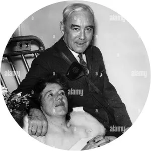 Kenneth Darrell Waters - Surgeon ‧ Enid Blyton's husband