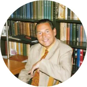 Kenneth Grant - English magician