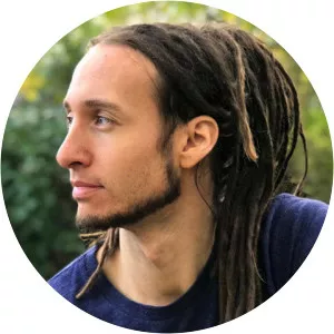 Kenneth Soares - Musical artist