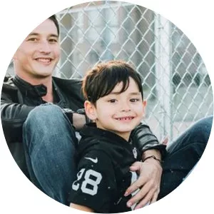 Kenzou Lion Bleszynski Lewis photograph