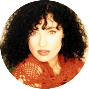 Keren Minshull - Musical artist