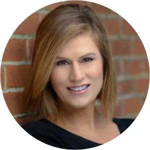 Kerri Louise - American comedian