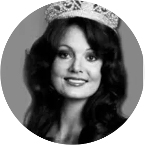 Kerry Anne Wells - Australian writer