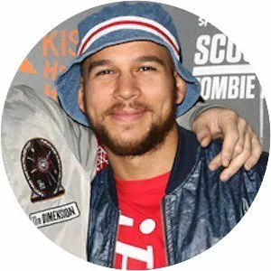 Kesi Dryden - Keyboard player