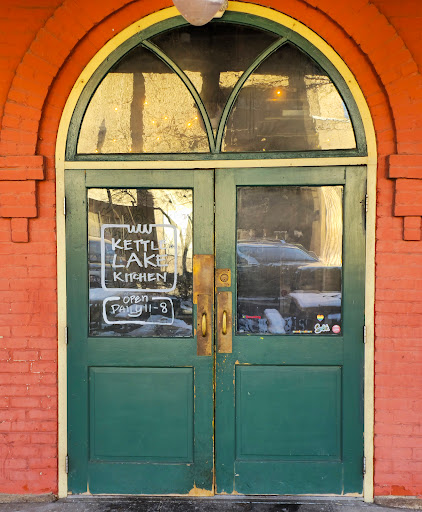 Kettle Lake Kitchen - Restaurant