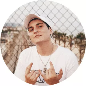 Khan DobleL - Musical artist