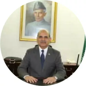 Khan Hasham bin Saddique - Pakistani military officer