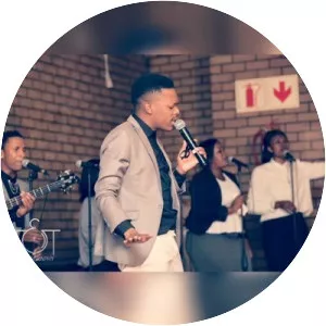 Khaya Sibanyoni - Musical artist