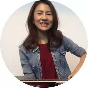 Khine Thazin Thin - Singer