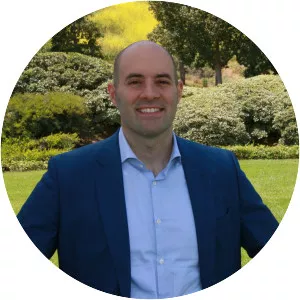 Kia Hamadanchy - Politician