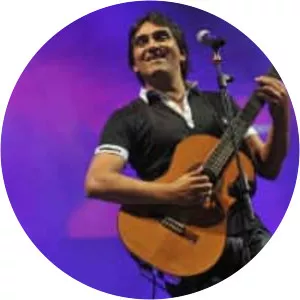 Kike Teruel Musician - Singer