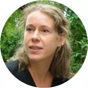 Kiki Coumans - Translator