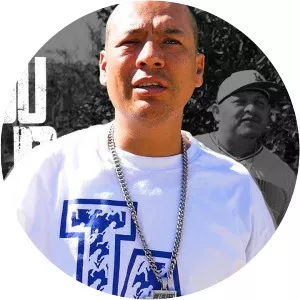 Kiki Smooth - Musical artist