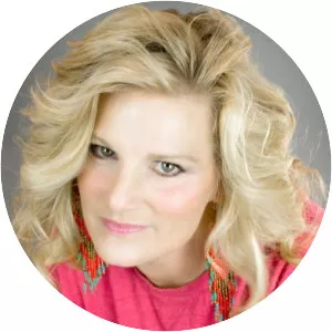 Kim Betts - Presenter