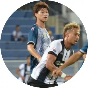 Kim Chi-gon - South Korean football player