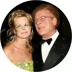 Kim Garfunkel - Art Garfunkel's wife