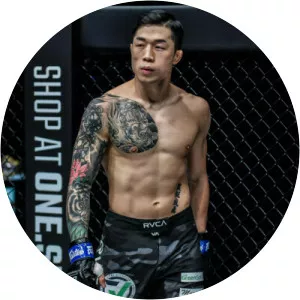 Kim Jae-woong - Football midfielder