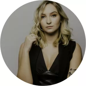 Kim Kaey - Musical artist