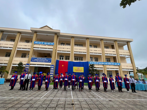 Kim Long Middle School