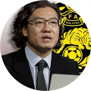 Kim Pan-gon - South Korean football manager