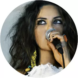 Kim Wayman - Musical artist