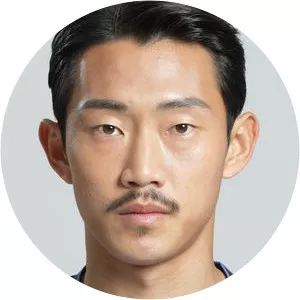 Kim Yeon-su - South Korean writer